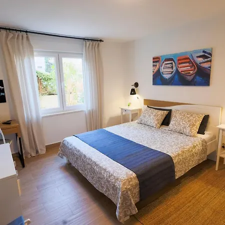 Urban Center アパート