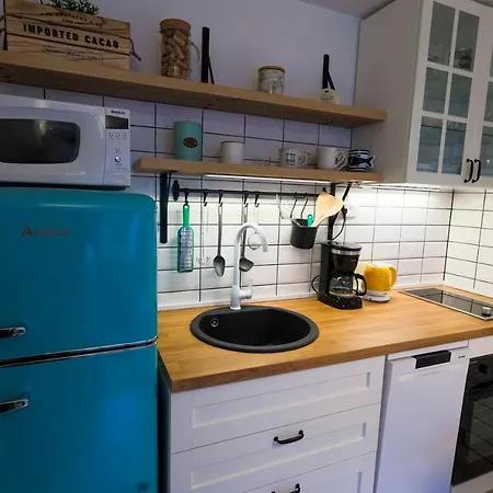 Urban Center アパート