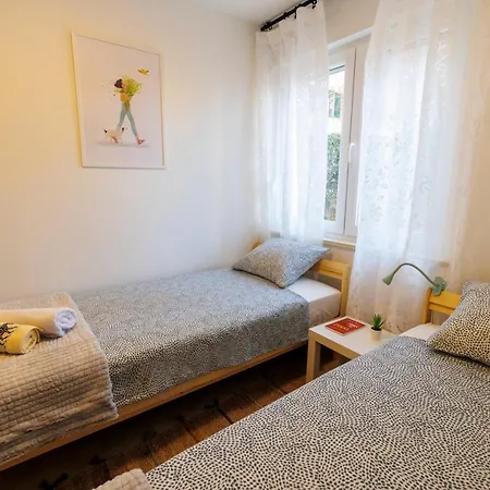 Urban Center アパート スプリト